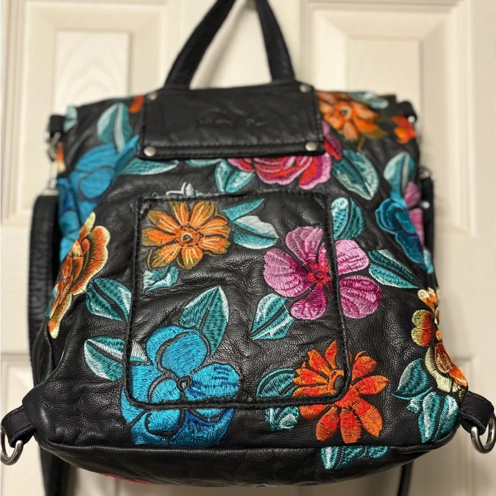 Luzille - Spanish Villa Embroidery Collection - Picture 3 of 6